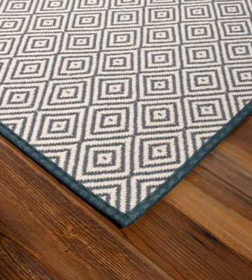 Wool diamond patterned stair runner