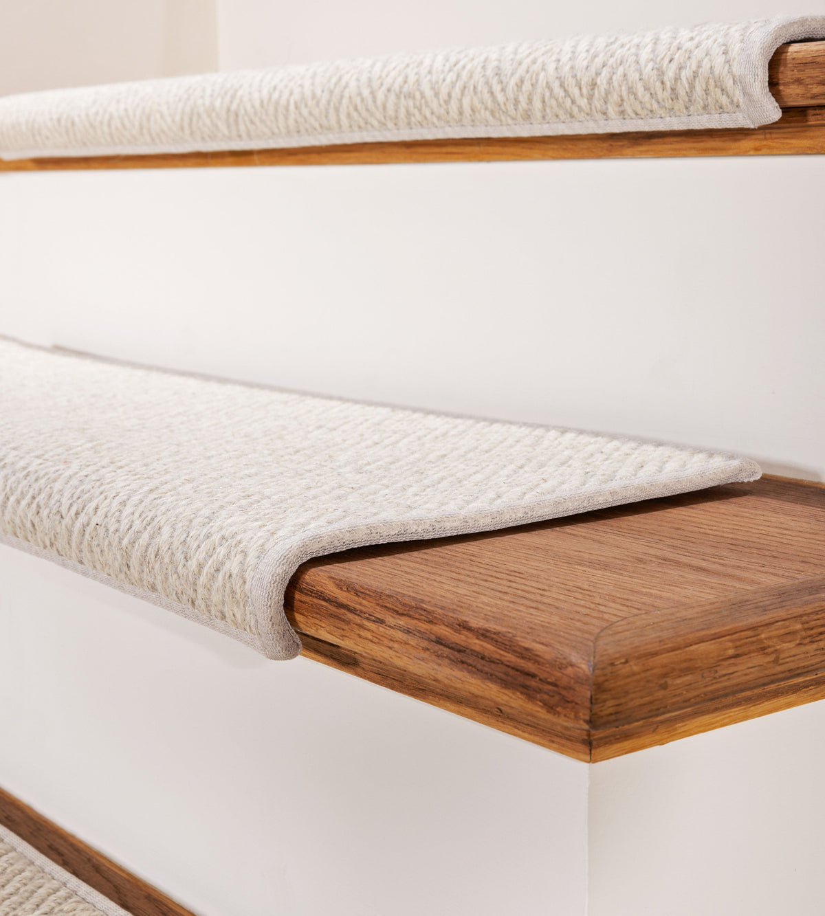 Fine Weave Herringbone II - Tread