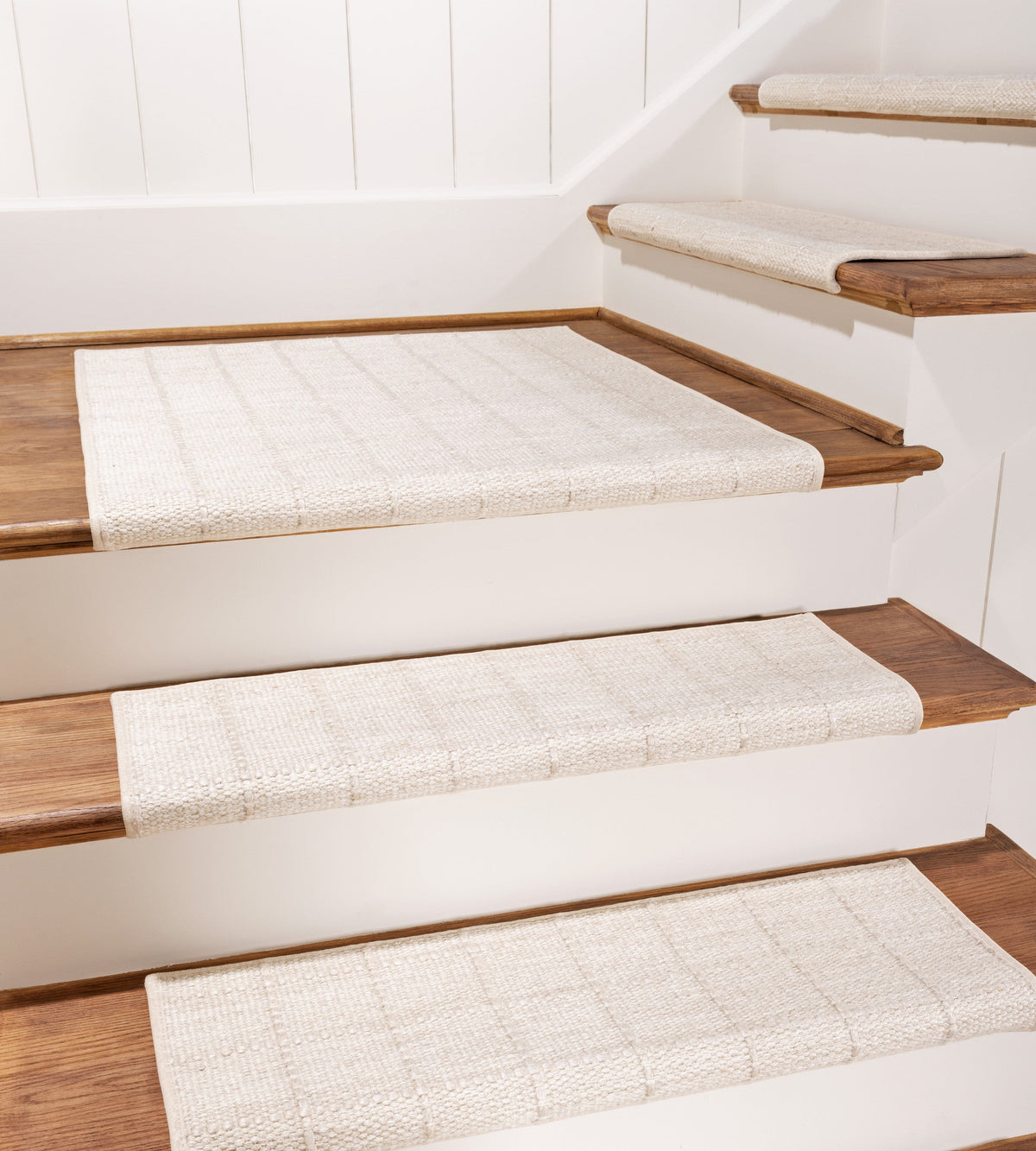 Oak Valley Tailored Square - Landing