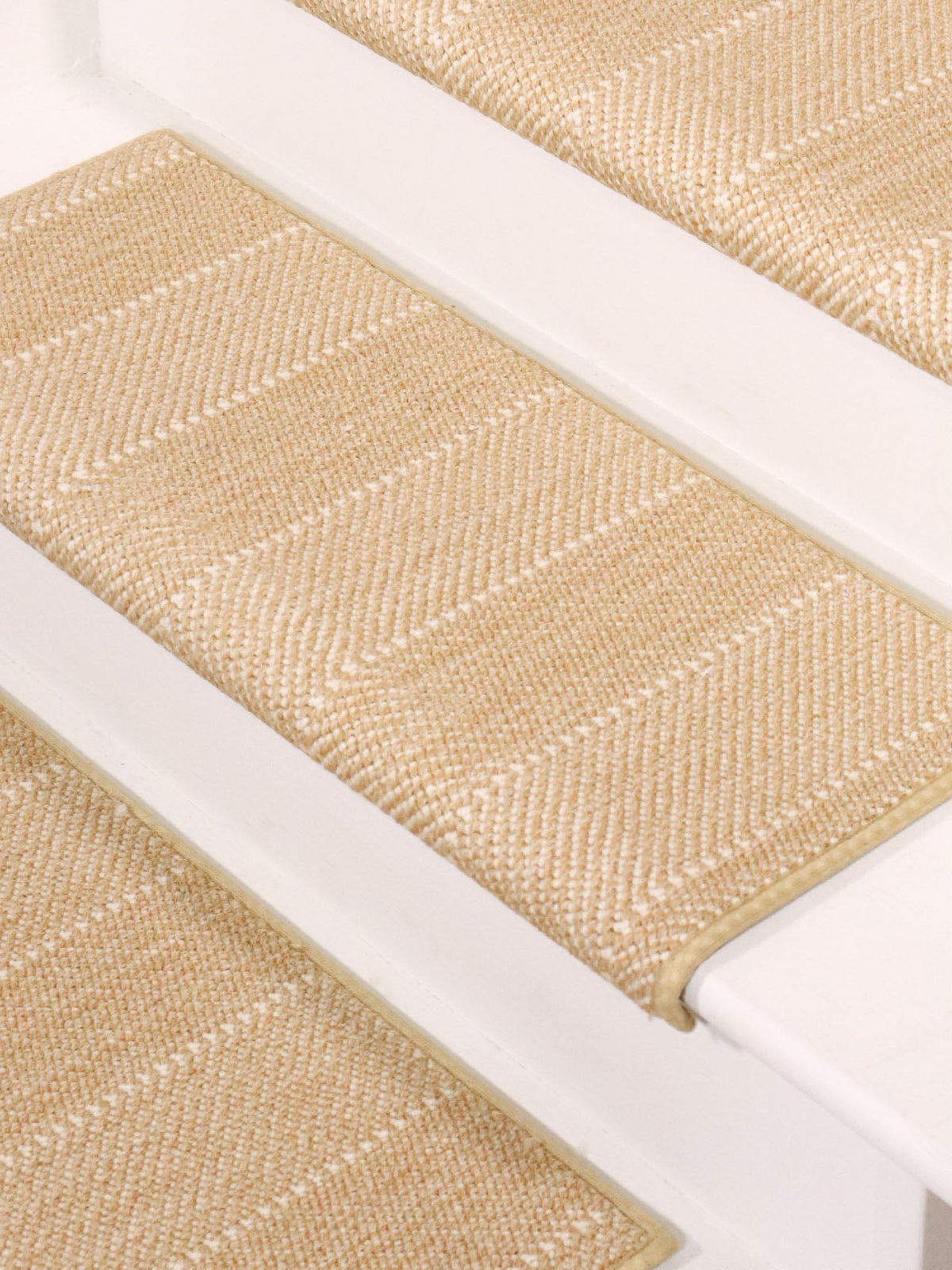 Oak Valley Wool Herringbone - Tread