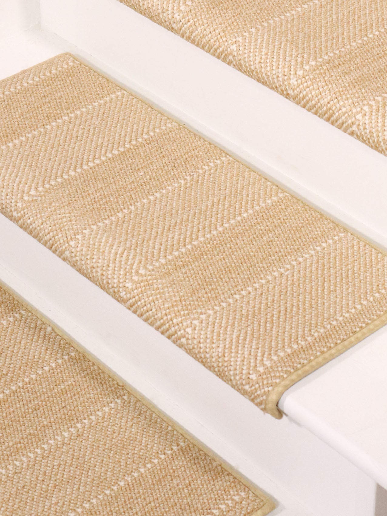Oak Valley Wool Herringbone - Tread