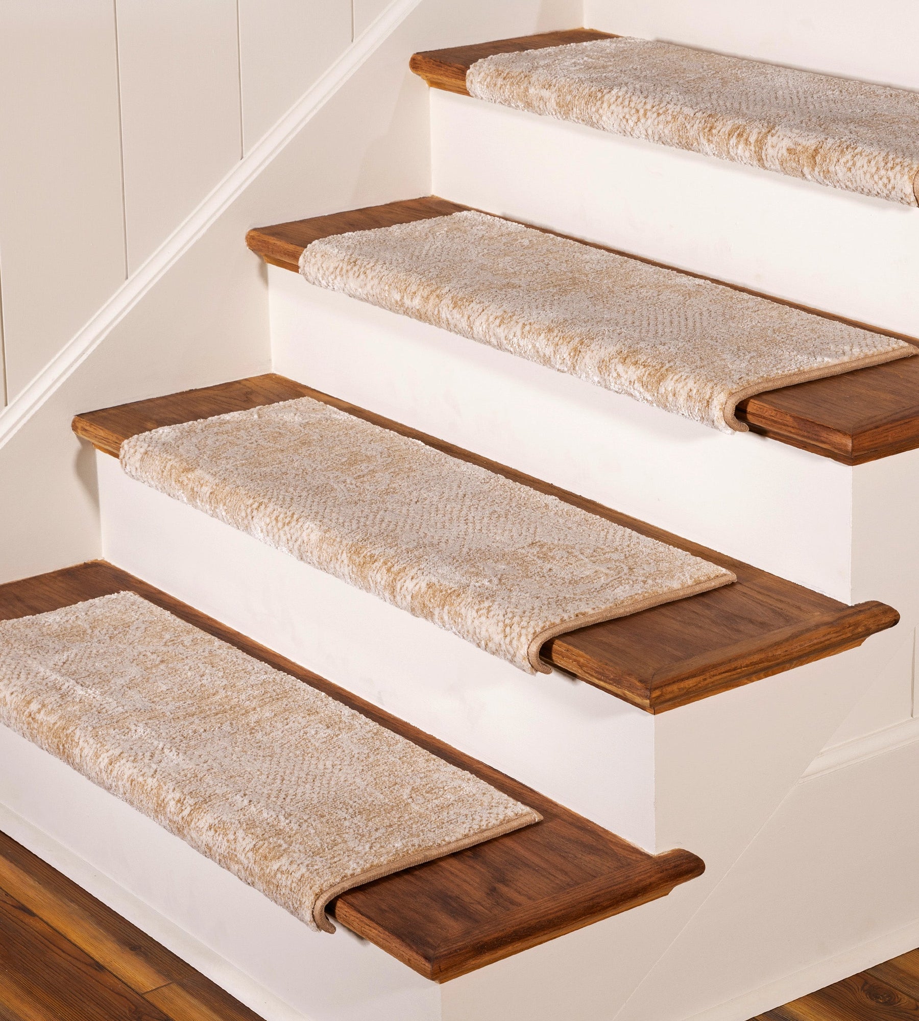 Oak Valley Enlace - Tread