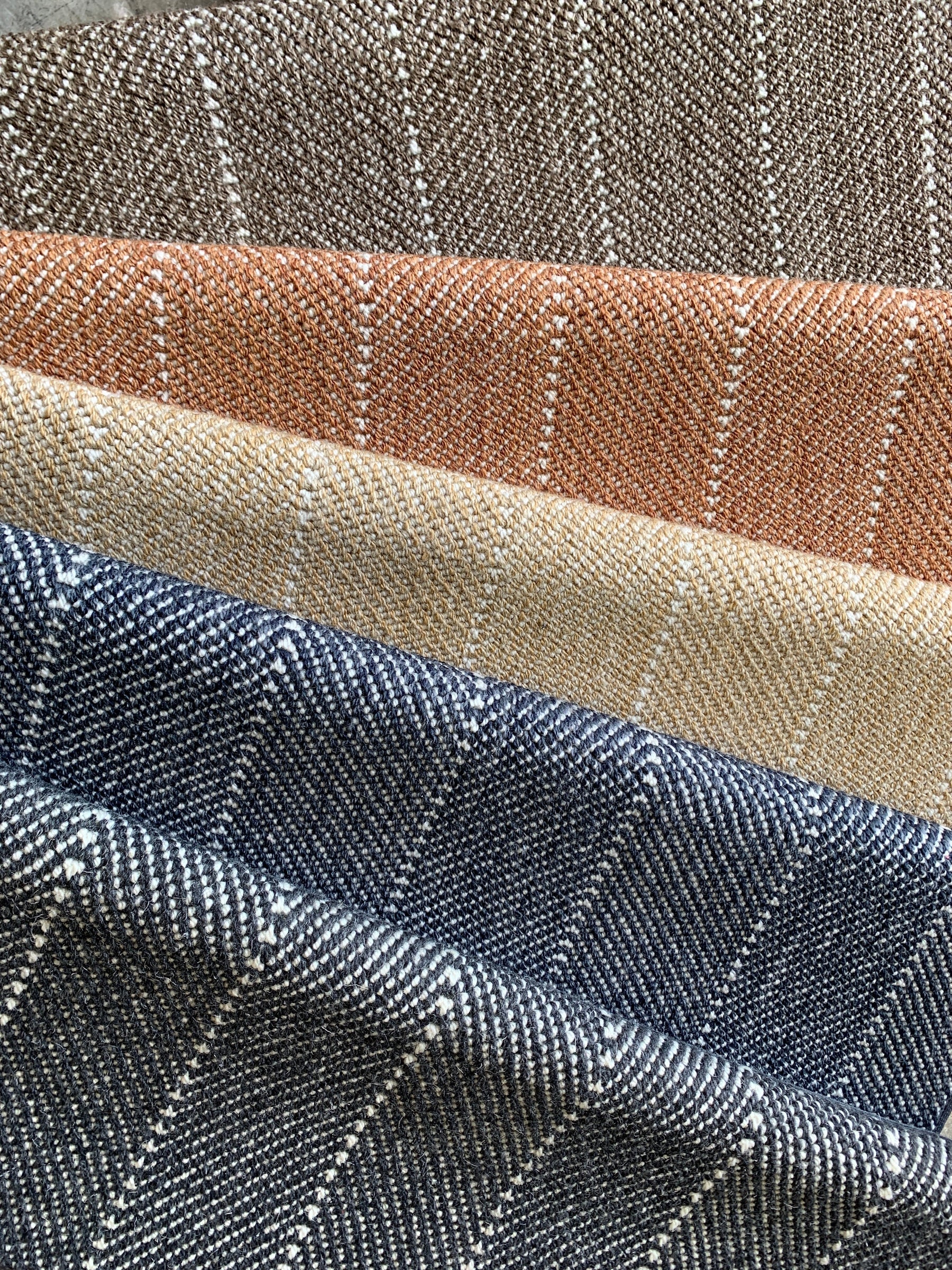 Oak Valley Wool Herringbone - Tread