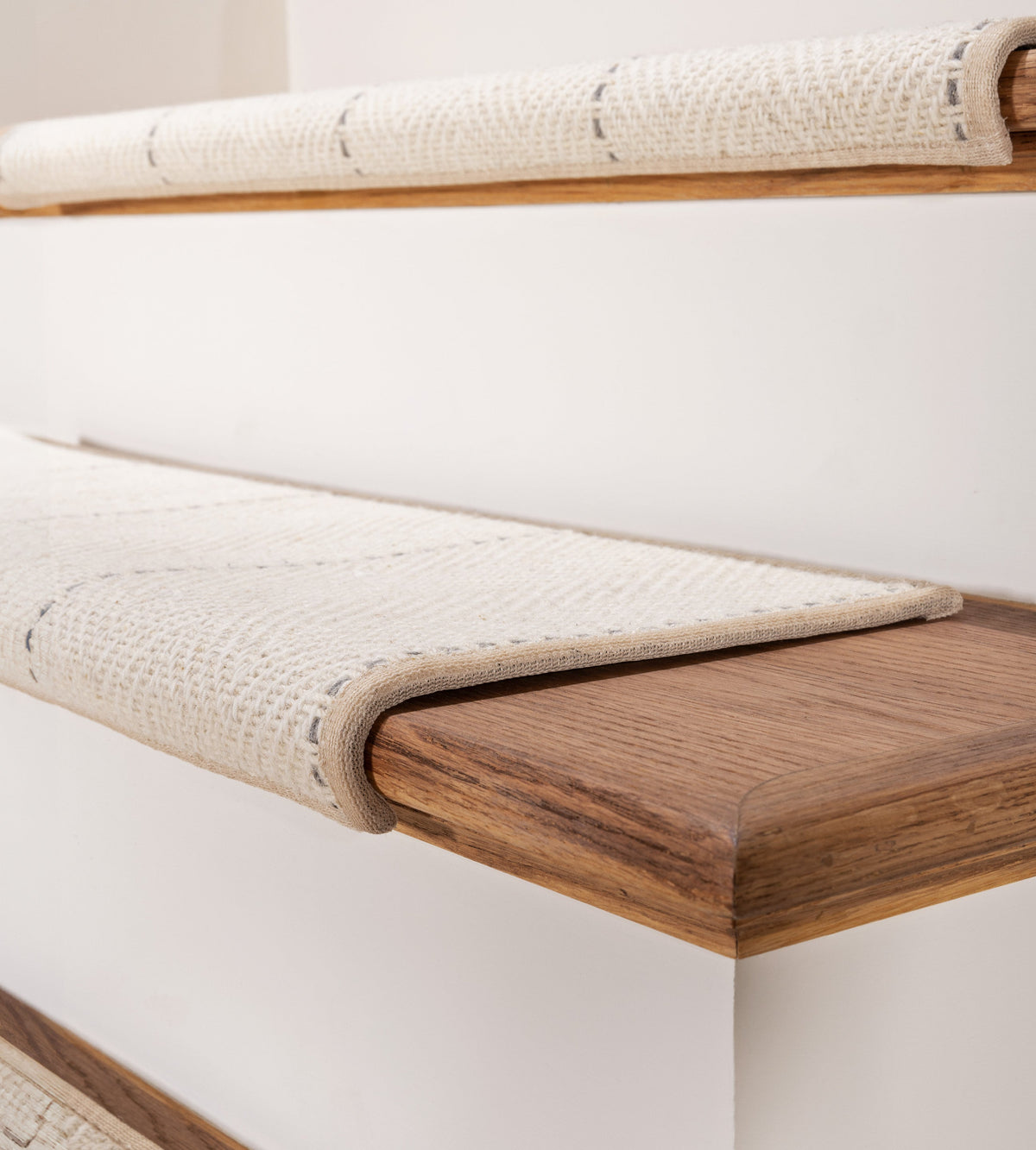 Oak Valley Island Stripe - Tread
